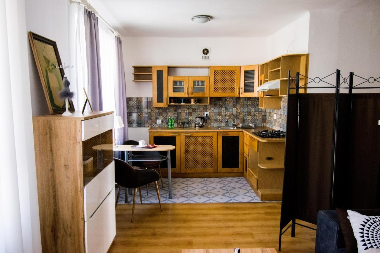 Color 24 Apartament V Apartment สตาโลวา โวลา ภายนอก รูปภาพ